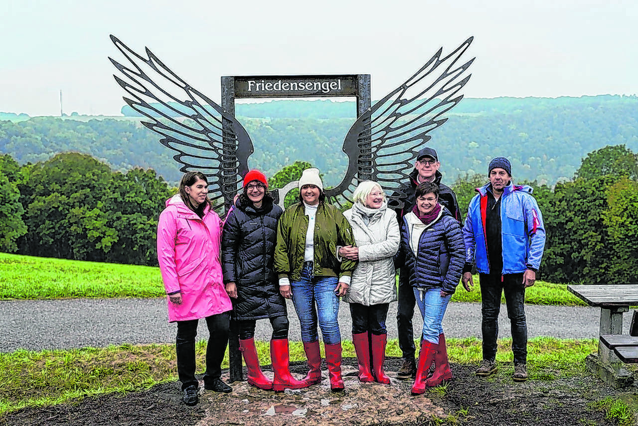Die Gruppe vor dem Friedensengel